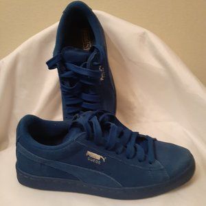 Puma Blue suede  preloved, size 6.5